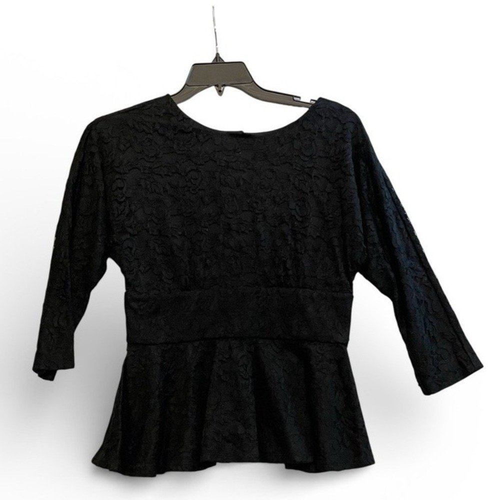 Vicky Tiel Black Lace Blouse Size 10 Chic Deep V Back